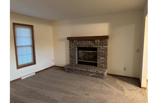 2102 S Thompson Drive, Madison, WI 53716