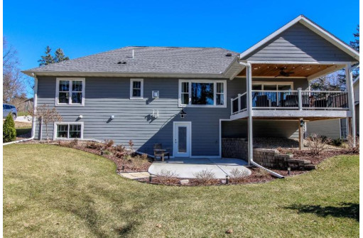 W9063 Lakeview Drive, Cambridge, WI 53523