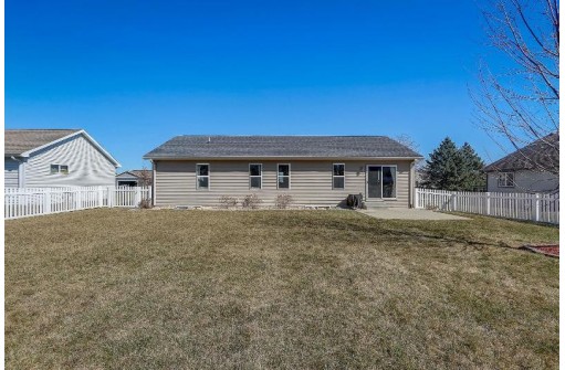 2010 Carl Avenue, Stoughton, WI 53589