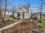 206 S Pleasant Street Cambridge, WI 53523