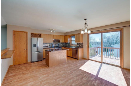 2953 Foxwood Trail, Madison, WI 53713