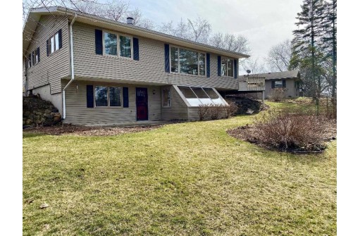 3814 Rolling Hill Drive, Middleton, WI 53562