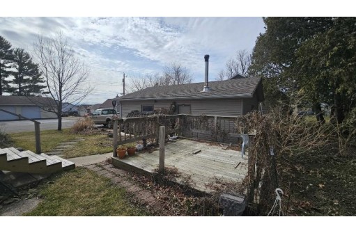 151 S Fillmore Street, Lancaster, WI 53813