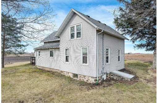 N4857 County Road Y, Jefferson, WI 53549