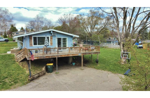 2065 W Preston Drive, Richland Center, WI 53581