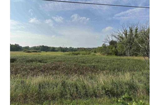 74.66AC Highway 33, Portage, WI 53901