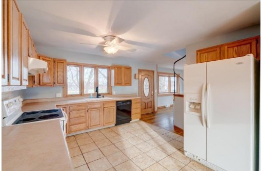 5015 Terminal Drive, McFarland, WI 53558