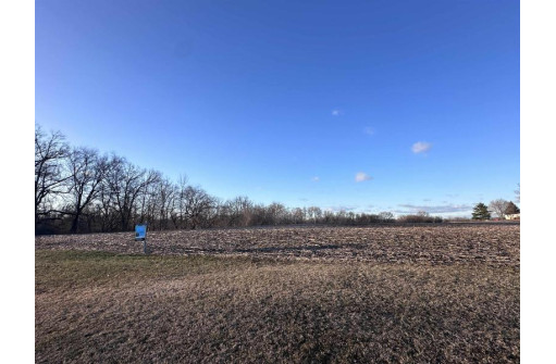 LOT 2 CSM 5301- Hinzman Road, Fall River, WI 53932