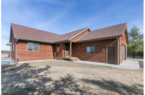 N8428 Lookout Point Court, New Lisbon, WI 53950