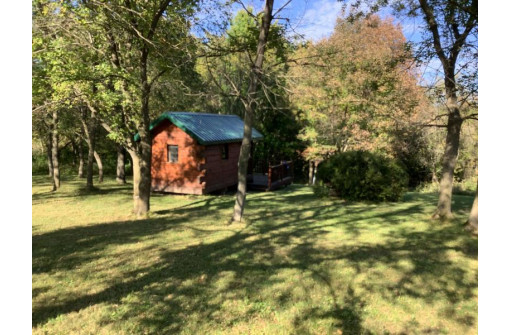 18174 S Frank Road, Gays Mills, WI 54631