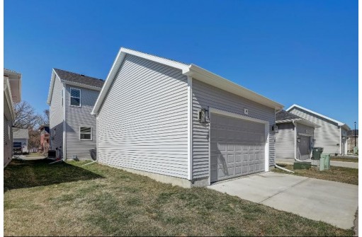 1245 Twisted Branch Way, Sun Prairie, WI 53590