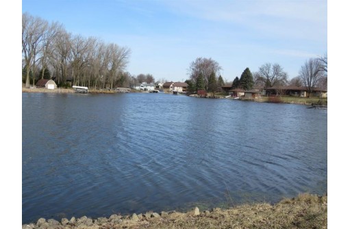 307 Mill Street, Fox Lake, WI 53933-0000