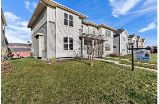 141 Milky Way, Madison, WI 53718