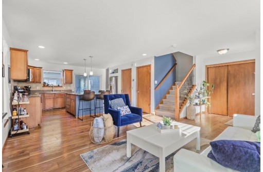 141 Milky Way, Madison, WI 53718