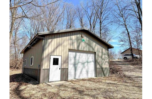 59310 Lucky Lane, Eastman, WI 54626