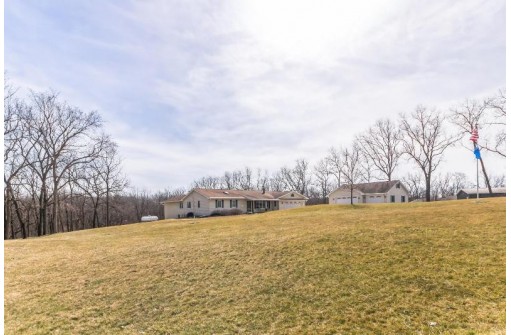 3731 Wilson Road, Dodgeville, WI 53533