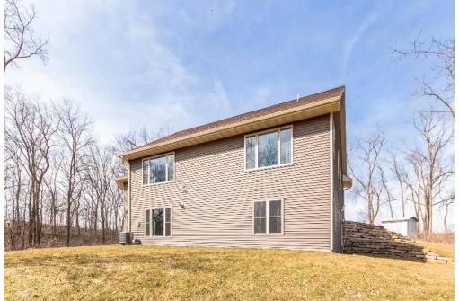 3749 Wilson Road, Dodgeville, WI 53533