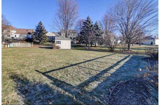 501 Prairieview Court, DeForest, WI 53532