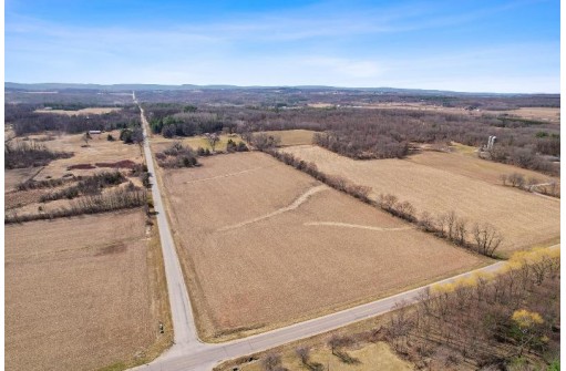 15.25 ACRES County Road U/Gillem Road, Baraboo, WI 53913