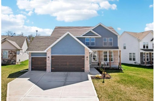 606 Chardonnay Court, Cambridge, WI 53523