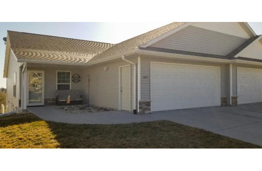 1207 Cody Parkway, Platteville, WI 53818