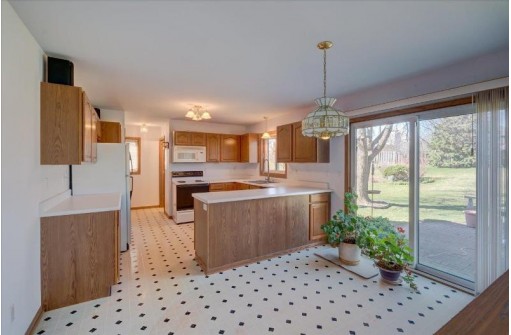 6302 Hartford Drive, Madison, WI 53719