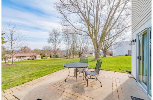 1012 Tower Circle, New Glarus, WI 53574