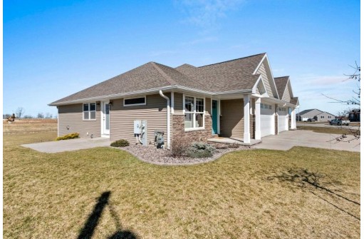 843/845 Morning Star Lane, Denmark, WI 54208