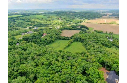 18.94AC Enchanted Valley, Middleton, WI 53562