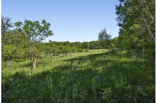 18.94AC Enchanted Valley, Middleton, WI 53562