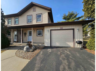 624 Saddle Ridge Portage, WI 53901