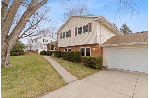 503 8th Street, Waunakee, WI 53597