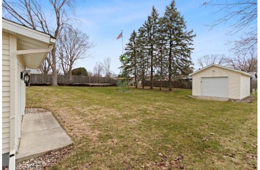 503 8th Street, Waunakee, WI 53597