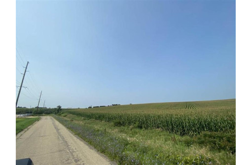 52.52 AC Highway 11, Monroe, WI 53566