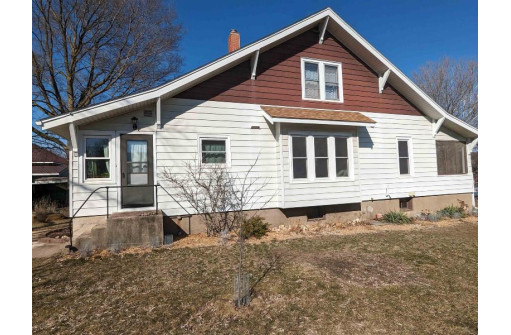 509 S Wacouta Avenue, Prairie Du Chien, WI 53821