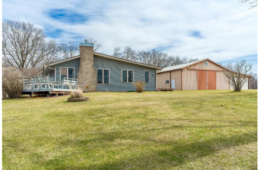 10001 S Walker Road, Beloit, WI 53511