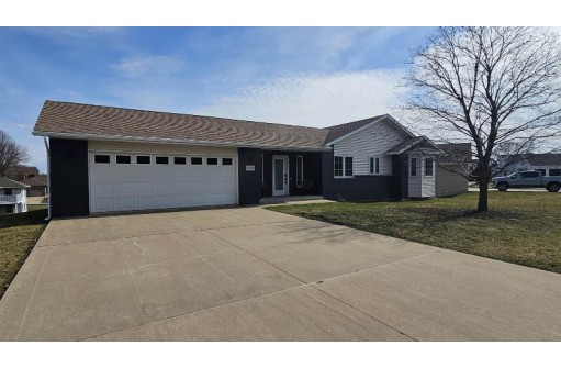 1326 Primrose Lane, Lancaster, WI 53813