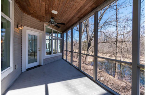 3207 Conservancy Lane, Middleton, WI 53562