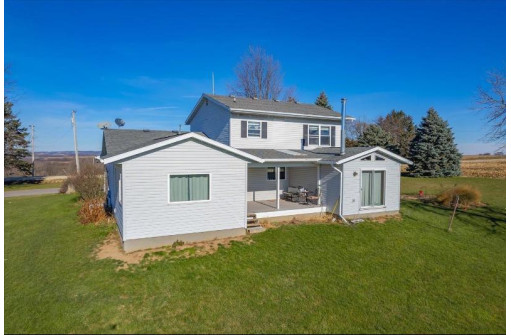 1261 County Road Z, Mount Horeb, WI 53572