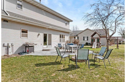 4624 Hunters Glen Drive, Sheboygan, WI 53083