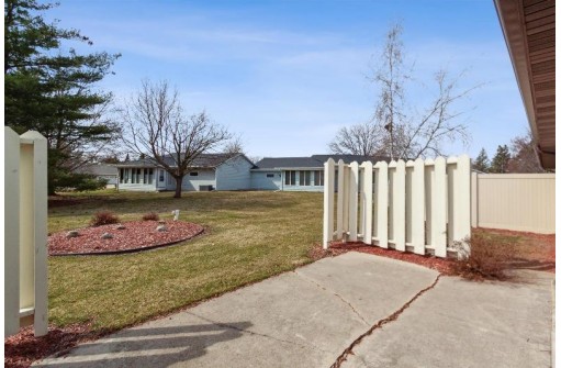 1601 Holly Drive, Janesville, WI 53546