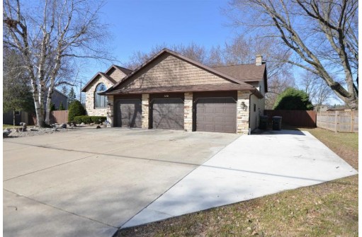 630 Pony Lane, Sun Prairie, WI 53590