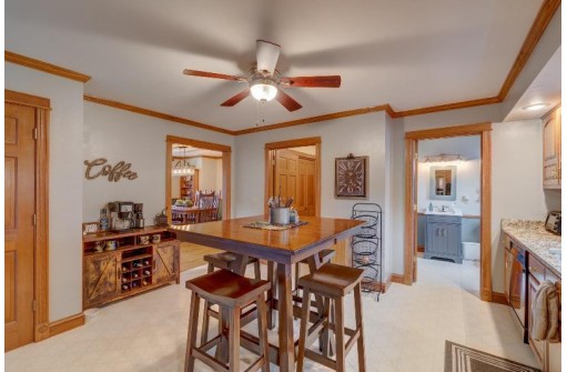 1730 Lewis Road, Mount Horeb, WI 53572