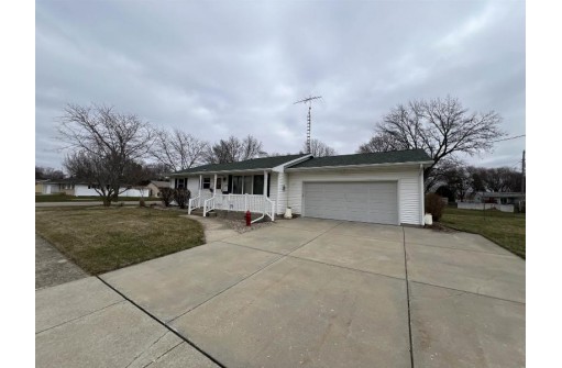 2105 Polk Street, Janesville, WI 53546