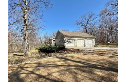 W11361 Van Buren Road, Columbus, WI 53925