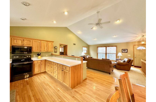 W11361 Van Buren Road, Columbus, WI 53925