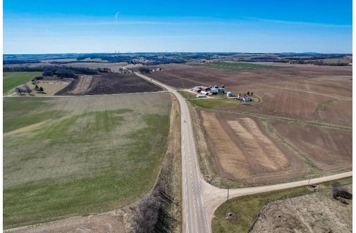 6685 Hwy P, Dane, WI 53529