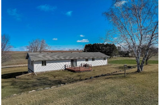 6685 Hwy P, Dane, WI 53529