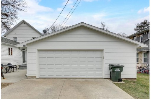 407 E Conant Street, Portage, WI 53901