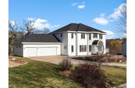 507 Riverside Drive, DeForest, WI 53532